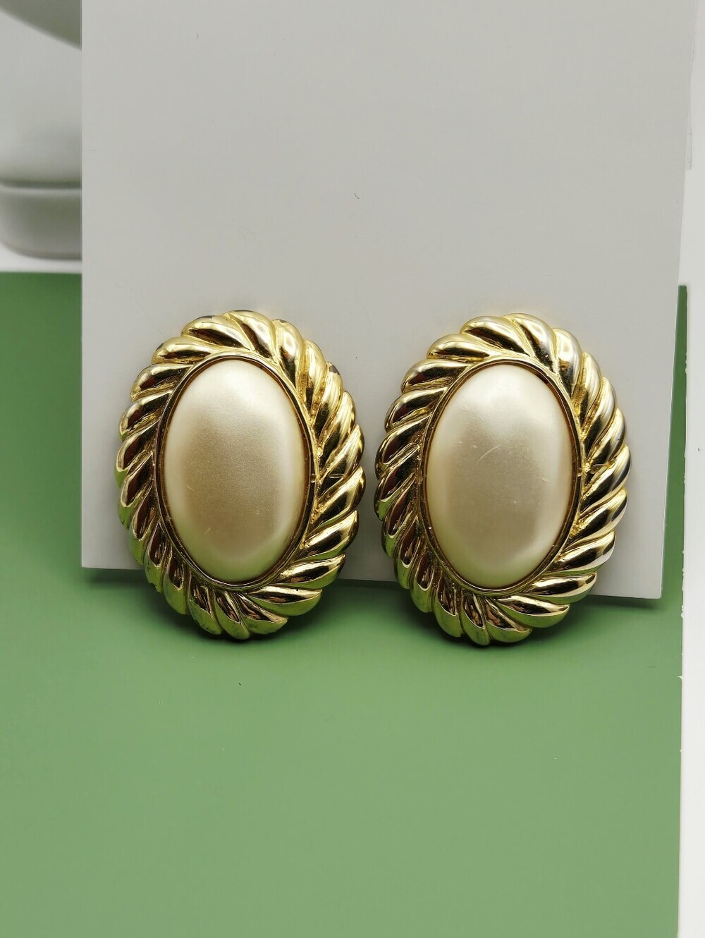 Carolee Gold-Tone Oval Pearl-Effect Stud Earrings